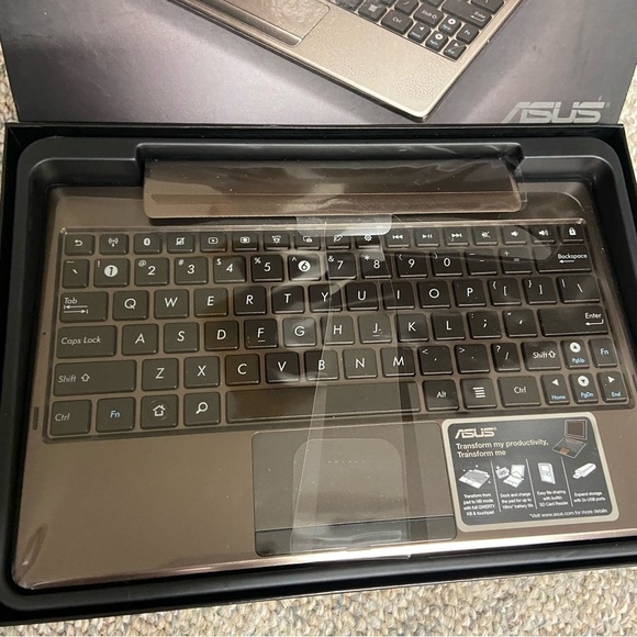 NEW ASUS TF101 Eee Pad Transformer Keyboard DOCK Notebook Tablet Mobile Qwerty - Picture 2 of 6